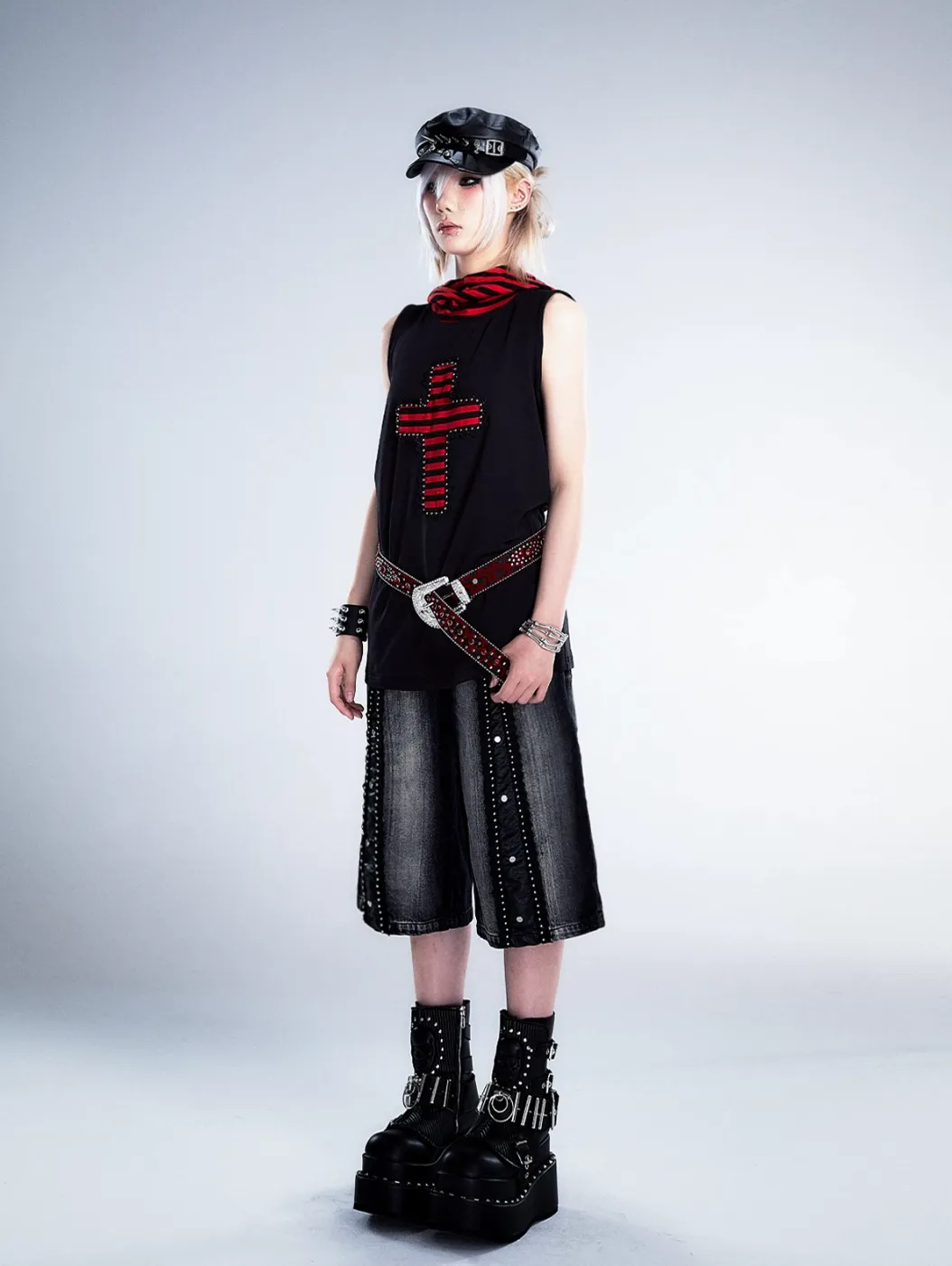 Frustration Garden Gothic Punk Denim Culottes - Black Faded Wide-Leg Capris with Studded Details