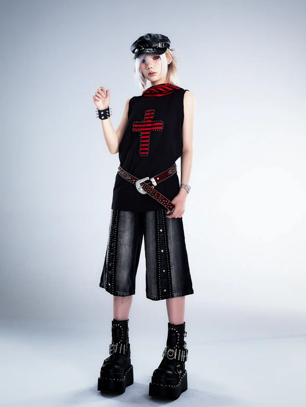 Frustration Garden Gothic Punk Denim Culottes - Black Faded Wide-Leg Capris with Studded Details