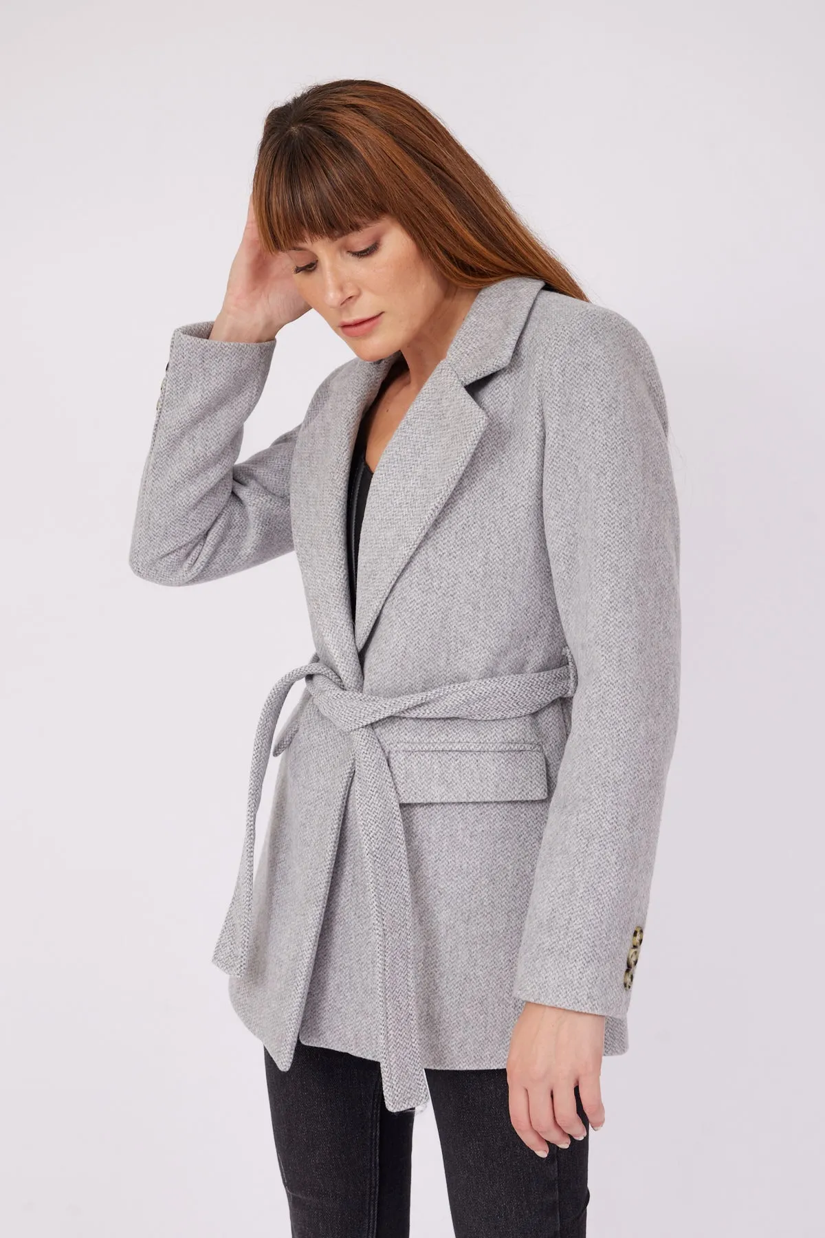 GRAY SHORT BELT COAT