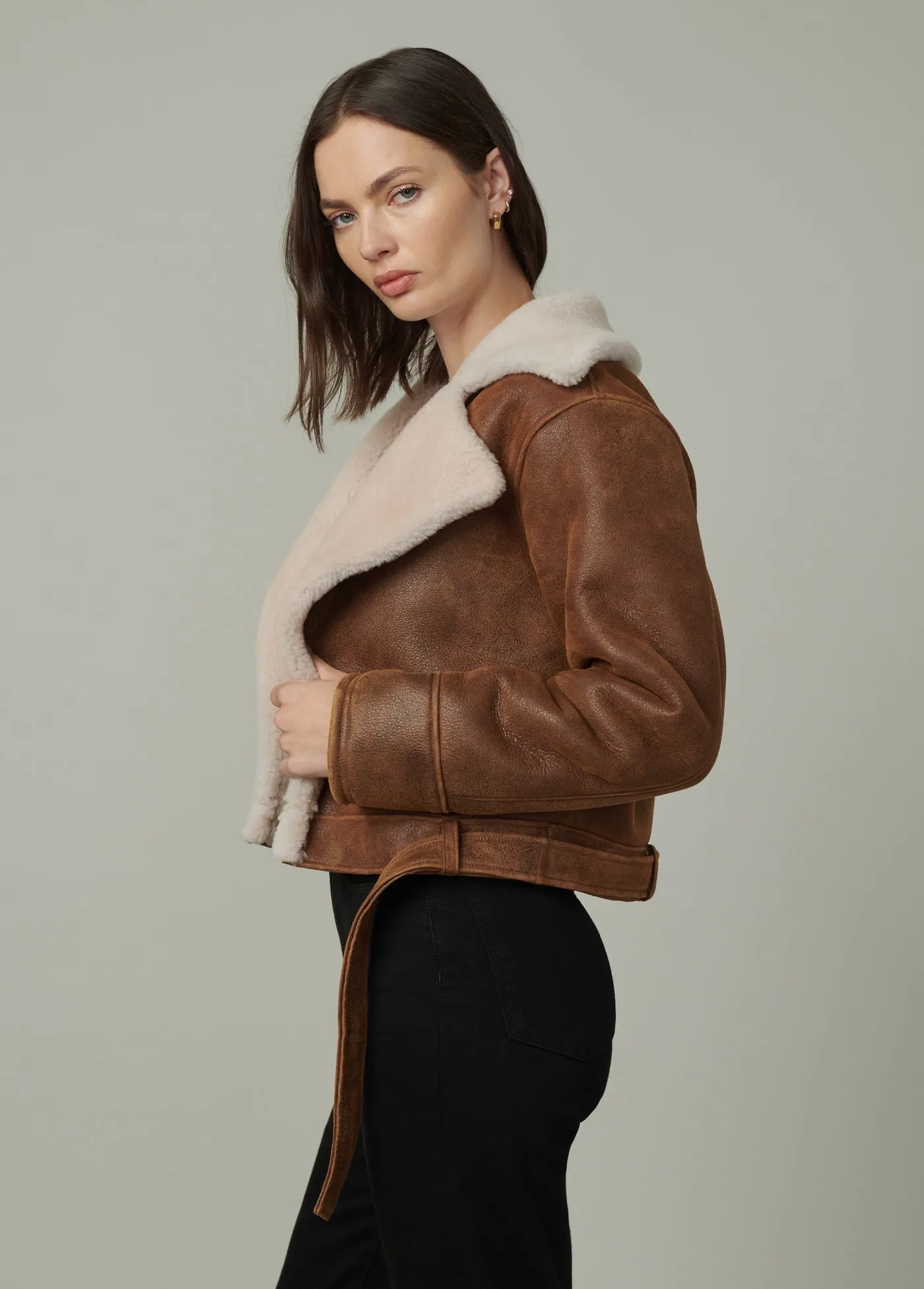 THE REY CROPPED SHEARLING JACKET